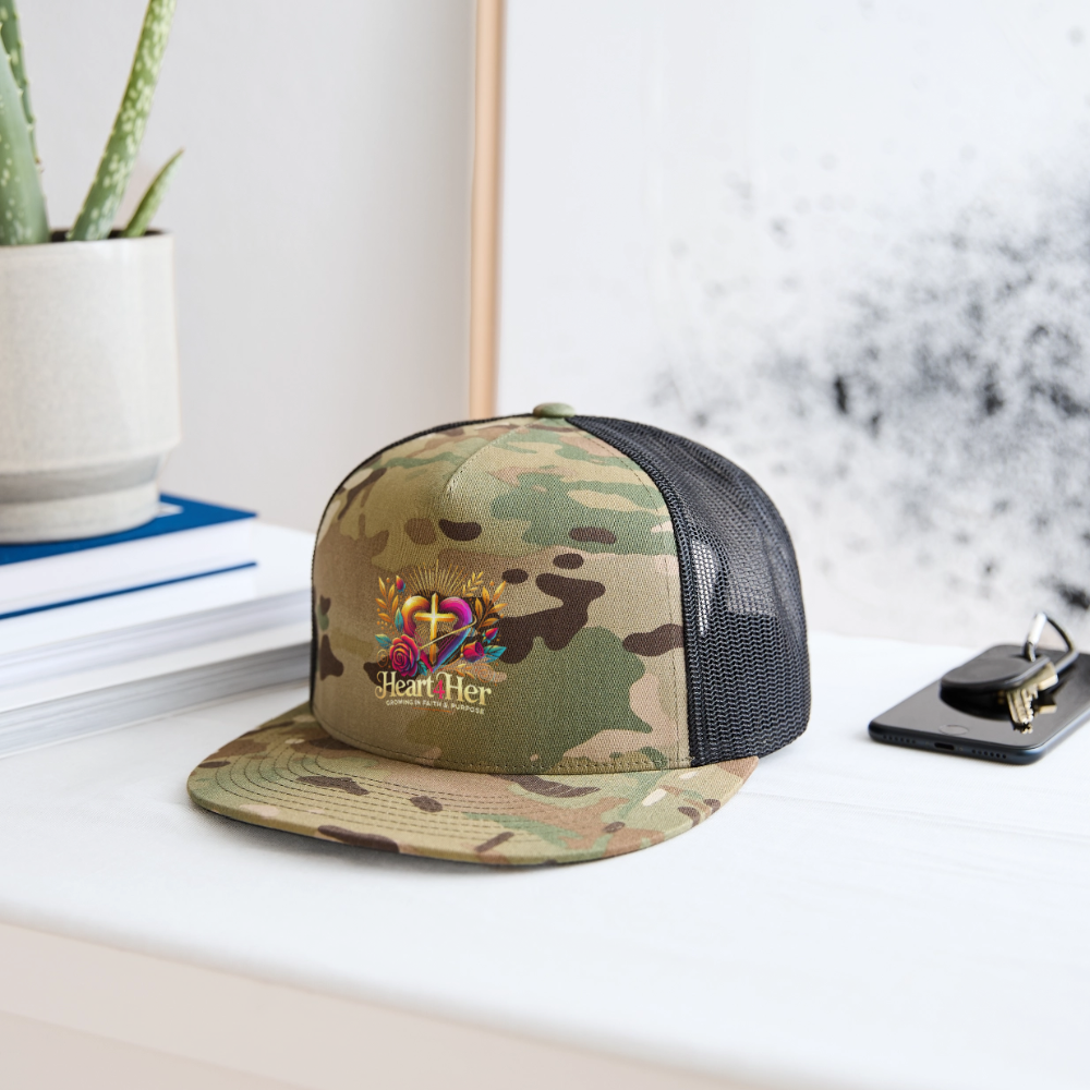 Heart4Her Trucker Hat - MultiCam\black