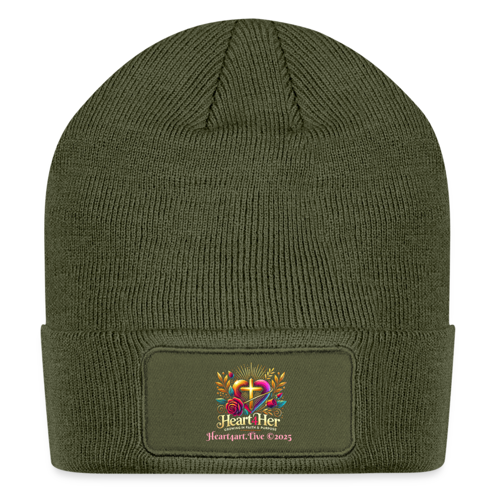 Heart4Her Patch Beanie - olive