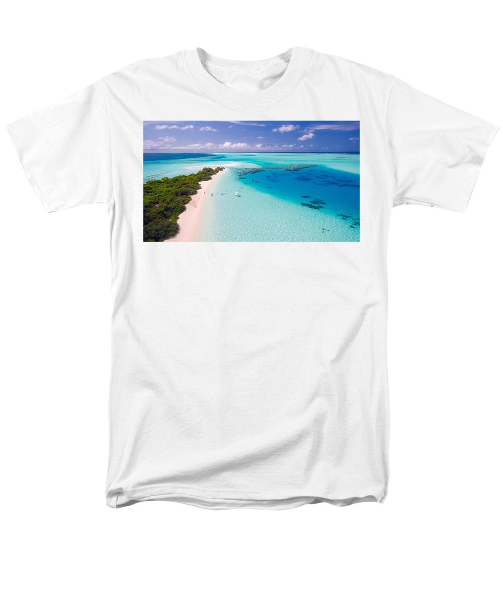 Beach Life - Men's T-Shirt  (Regular Fit)