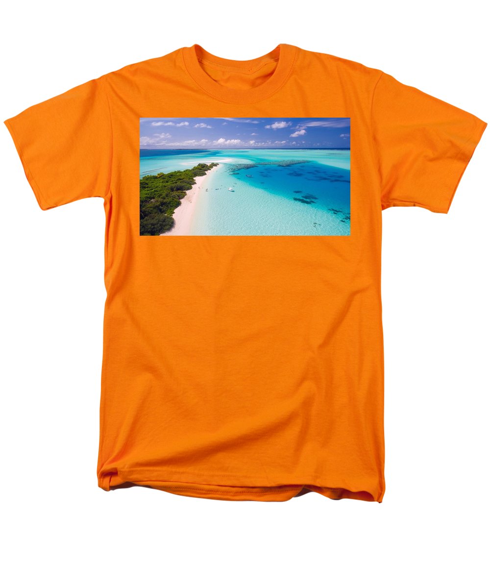 Beach Life - Men's T-Shirt  (Regular Fit)