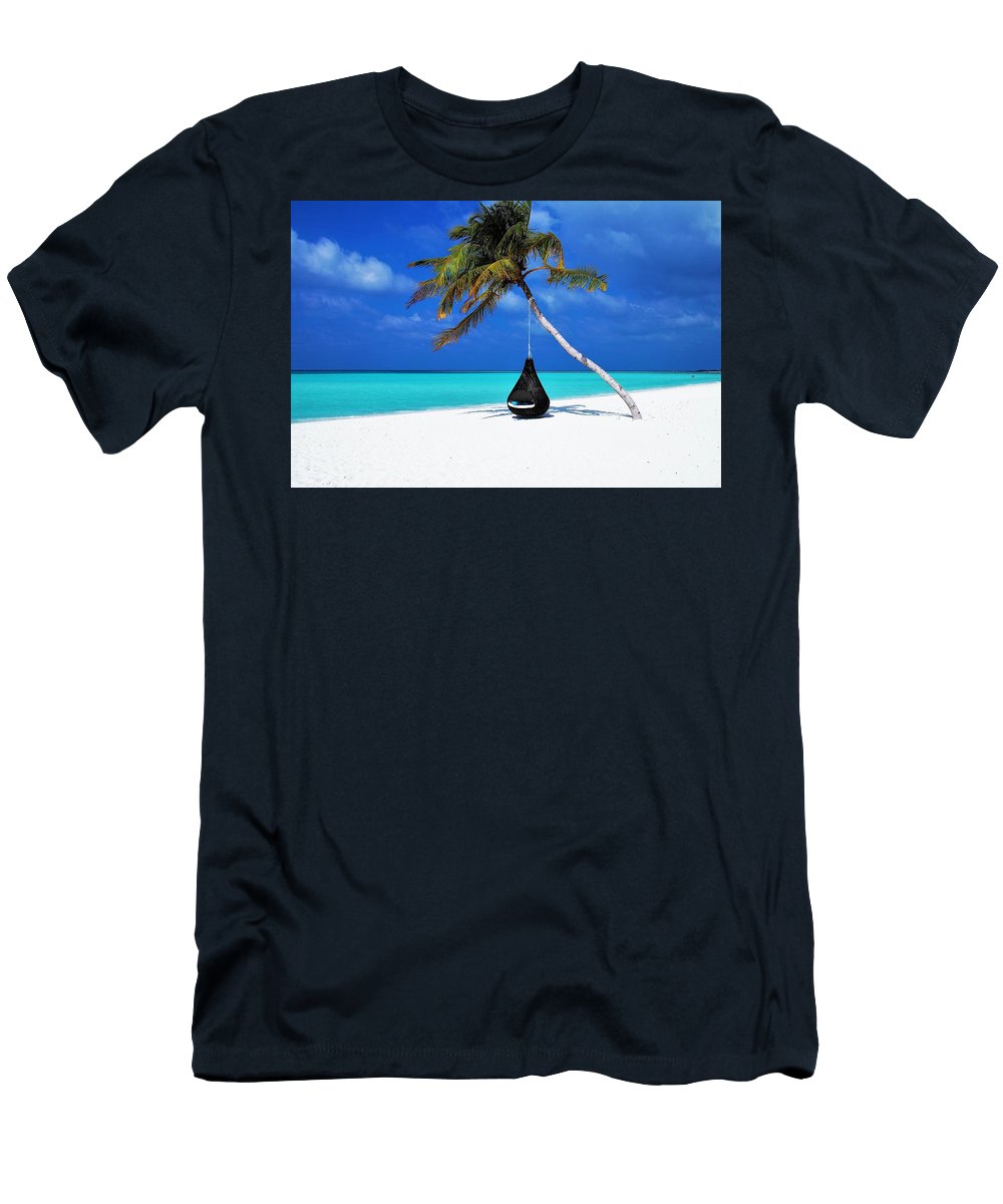 Beach - Men's T-Shirt (Athletic Fit)