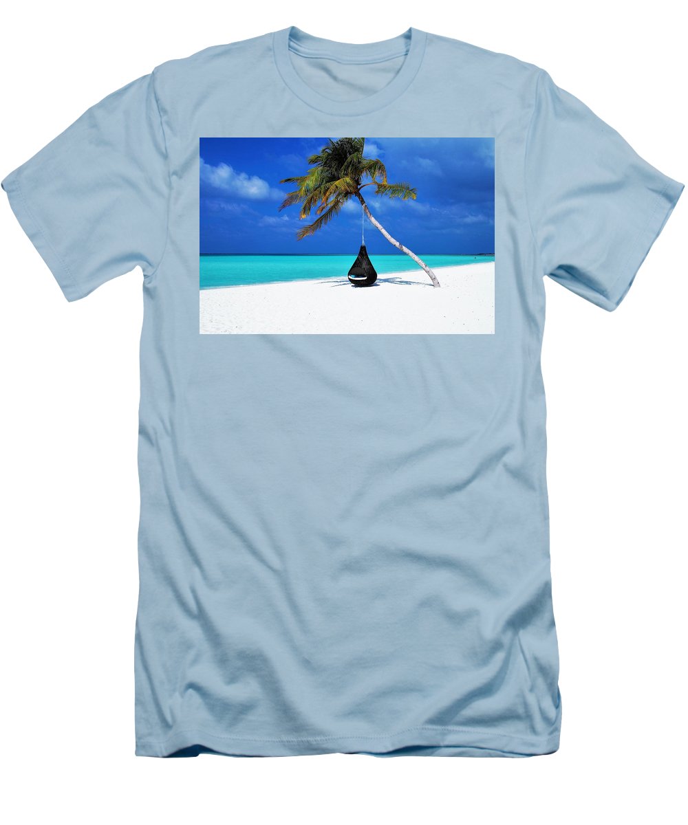 Beach - Men's T-Shirt (Athletic Fit)