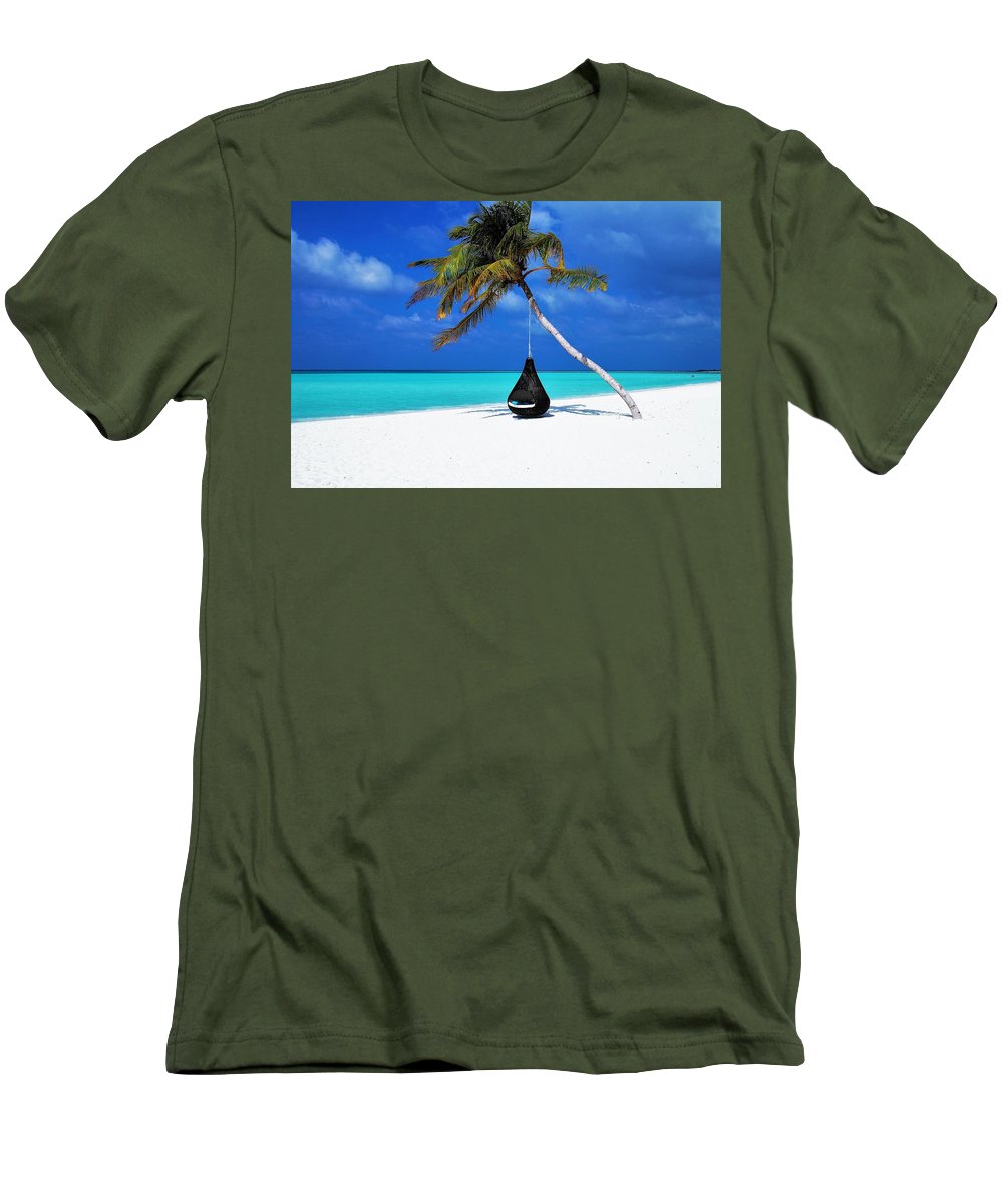 Beach - Men's T-Shirt (Athletic Fit)