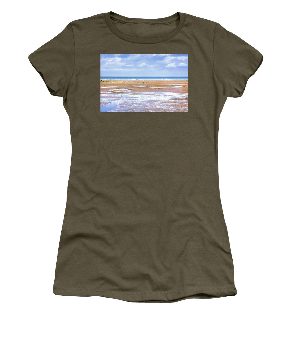 Beach - Women's T-Shirt (Athletic Fit)