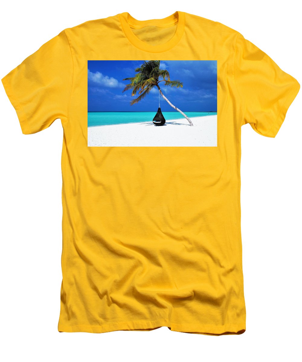 Beach - Men's T-Shirt (Athletic Fit)