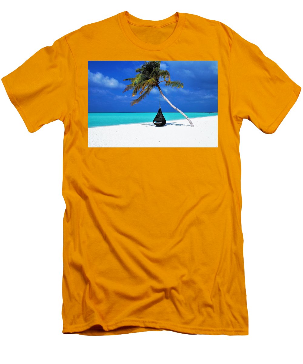 Beach - Men's T-Shirt (Athletic Fit)