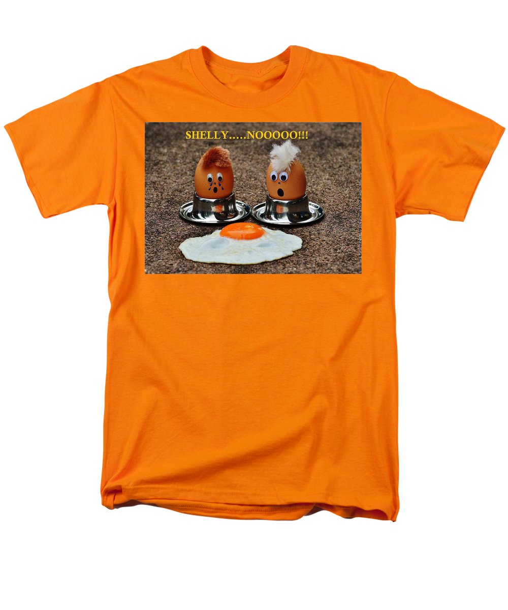 Broken Egg  - Men's T-Shirt  (Regular Fit)