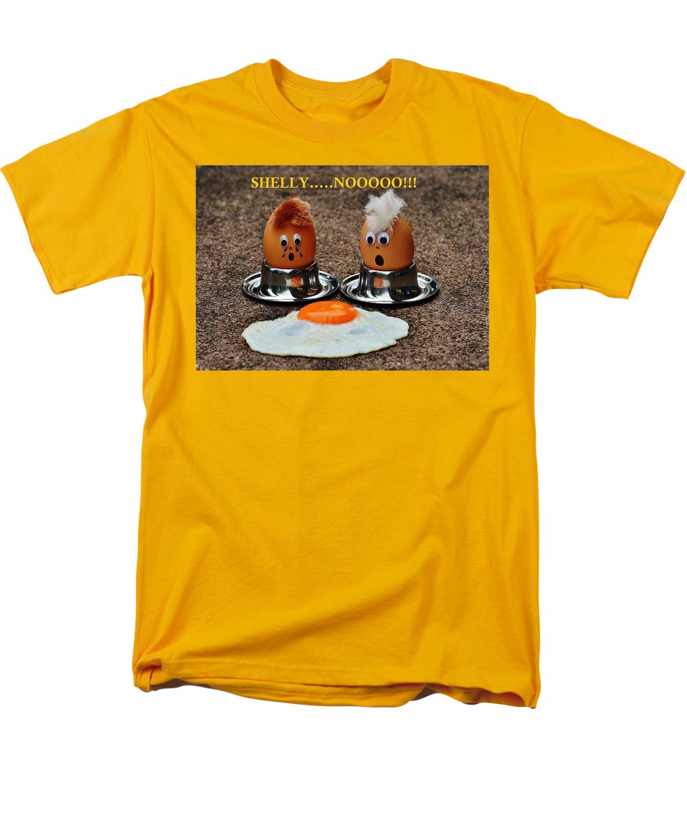 Broken Egg  - Men's T-Shirt  (Regular Fit)