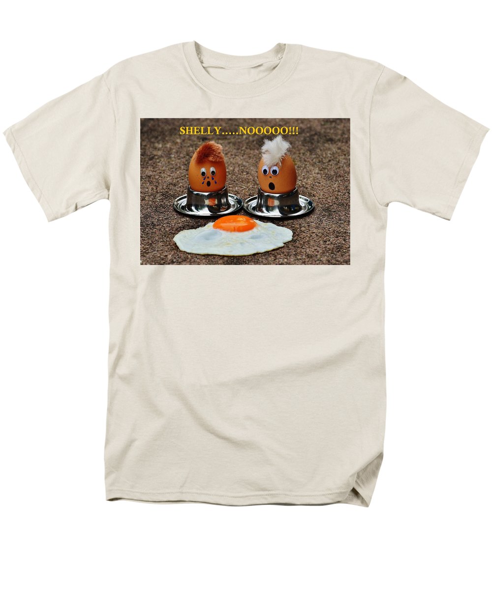Broken Egg  - Men's T-Shirt  (Regular Fit)